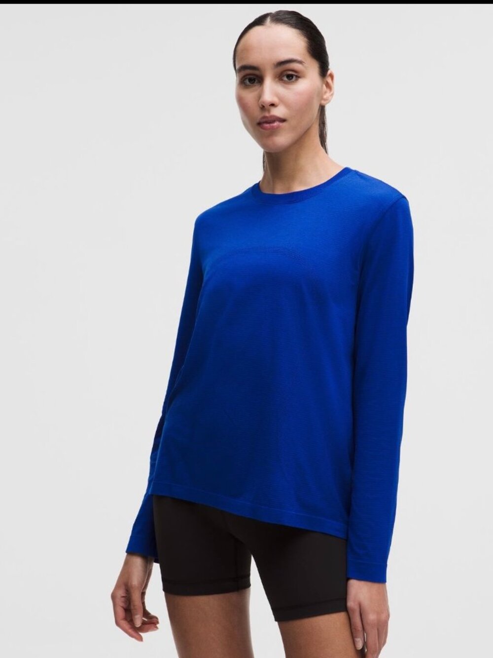 LULULEMON Swiftly Relaxed Long-Sleeve Shirt Women's Size 6 Blue